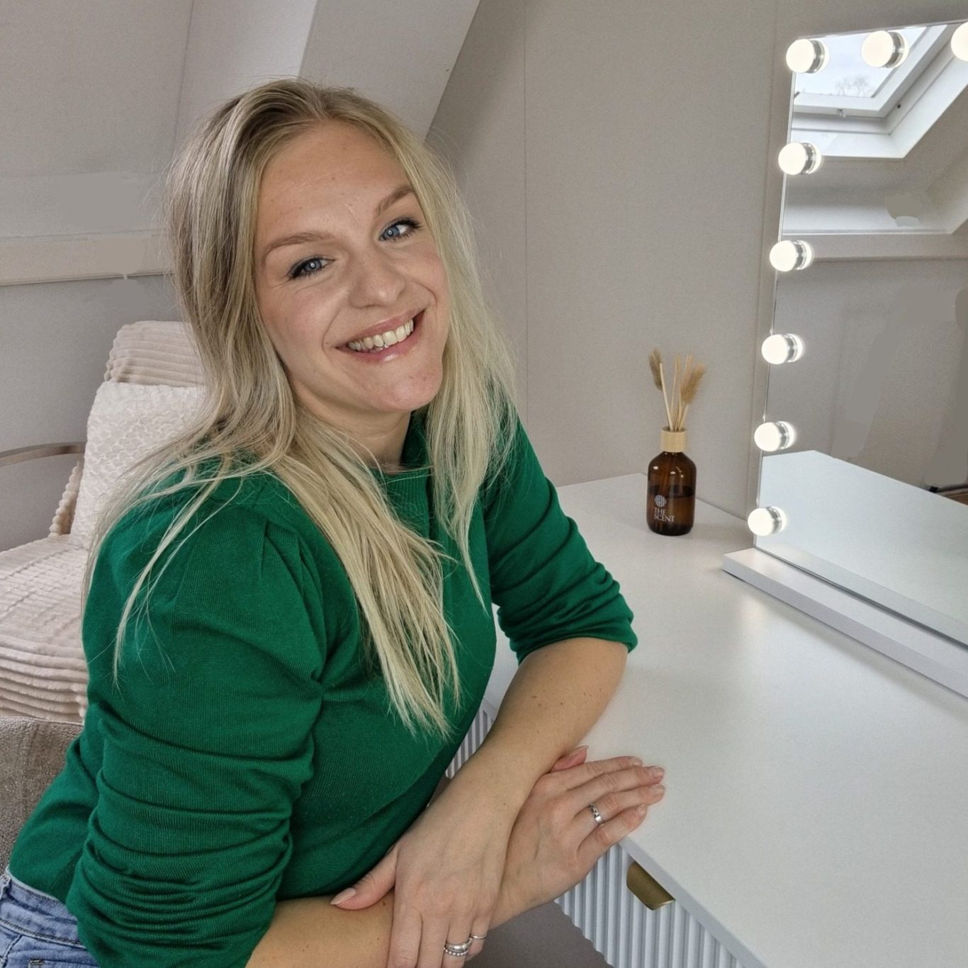 trouwen, bruidsmake-up, bruidsjurk, bruidsvisagie, make-up, visagie, visagist, makeupartist, make-upartiest, visagie Oisterwijk trouwen, bruidsmake-up, bruidsjurk, bruidsvisagie, make-up, visagie, visagist, makeupartist, make-upartiest, visagie Oisterwijk